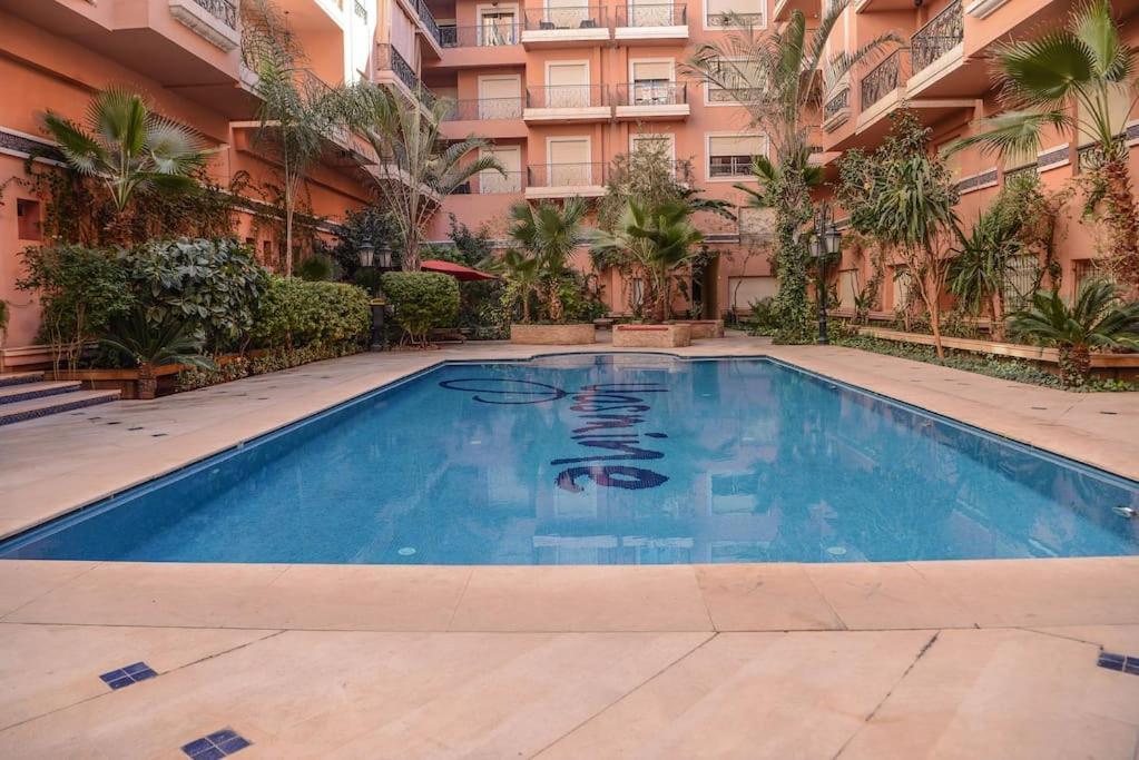 Beautiful, Great Equipped 122 M Holiday Apartment Near Majorelle Garden And Gueliz With Pool Views And A Large Balcony And Terrace Marrakesh Eksteriør bilde
