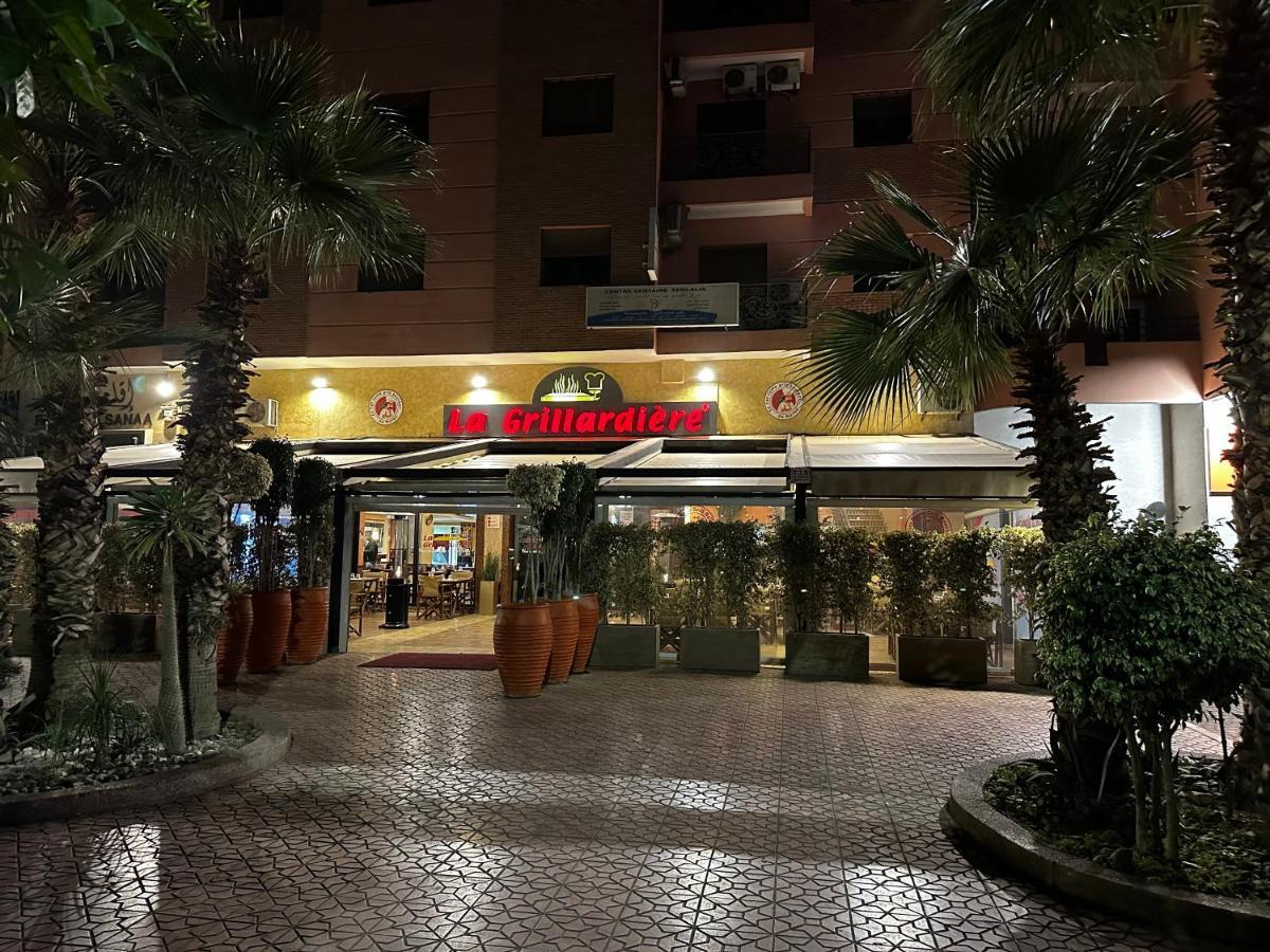 Beautiful, Great Equipped 122 M Holiday Apartment Near Majorelle Garden And Gueliz With Pool Views And A Large Balcony And Terrace Marrakesh Eksteriør bilde